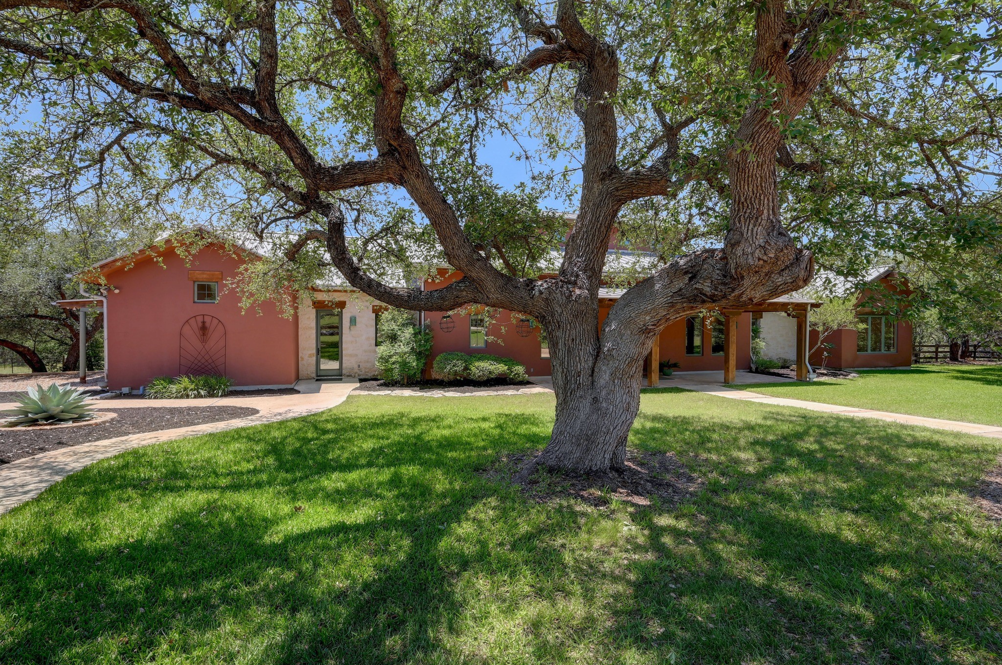 15425 Fitzhugh Road Dripping Springs TX 78620