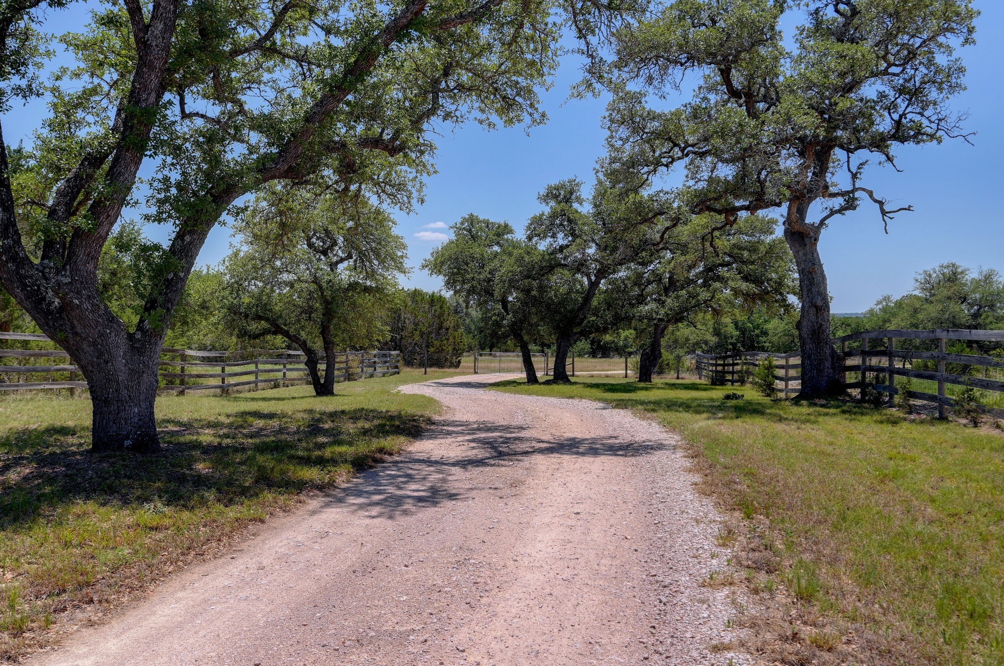 15425 Fitzhugh Road Dripping Springs TX 78620