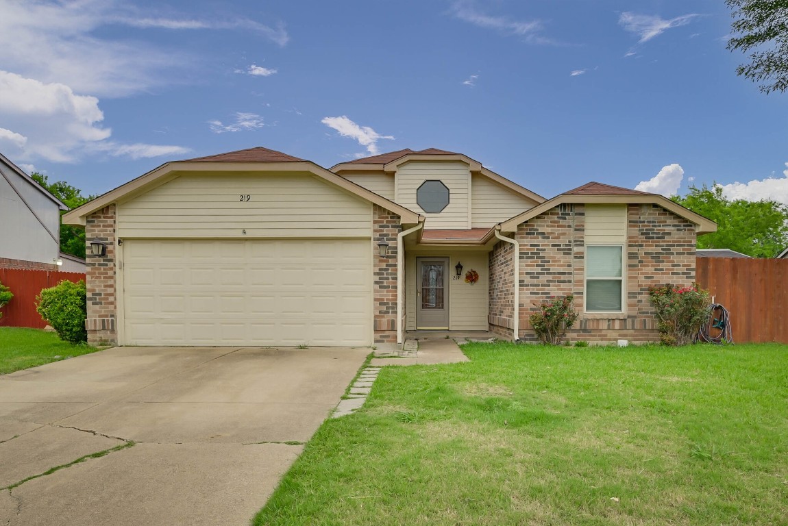 219 Sunset Drive Glenn Heights TX 75154