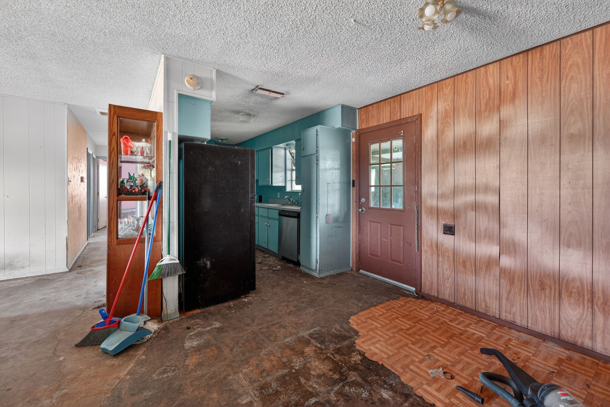 401 Peach Street Sanger TX 76266