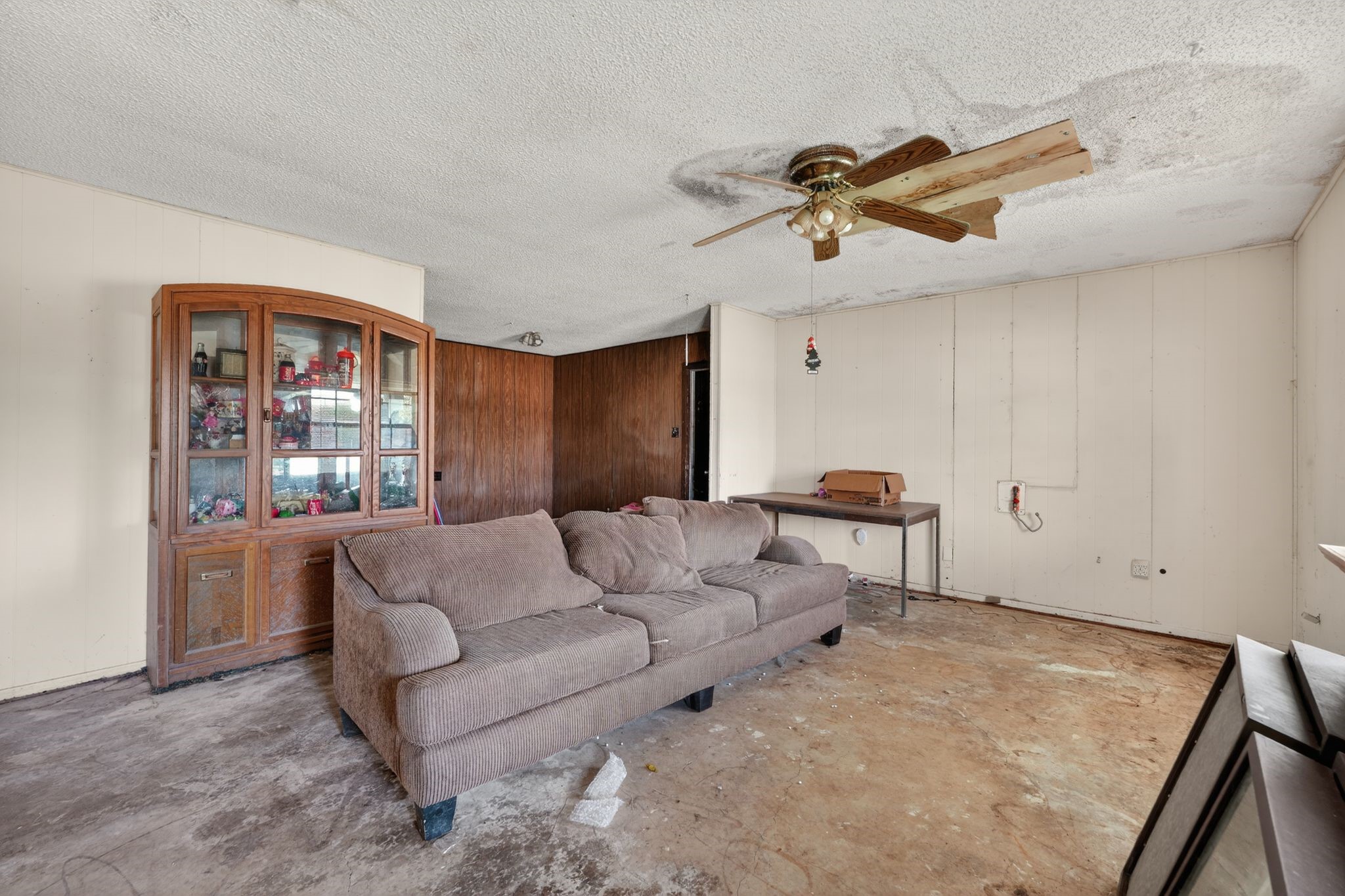 401 Peach Street Sanger TX 76266