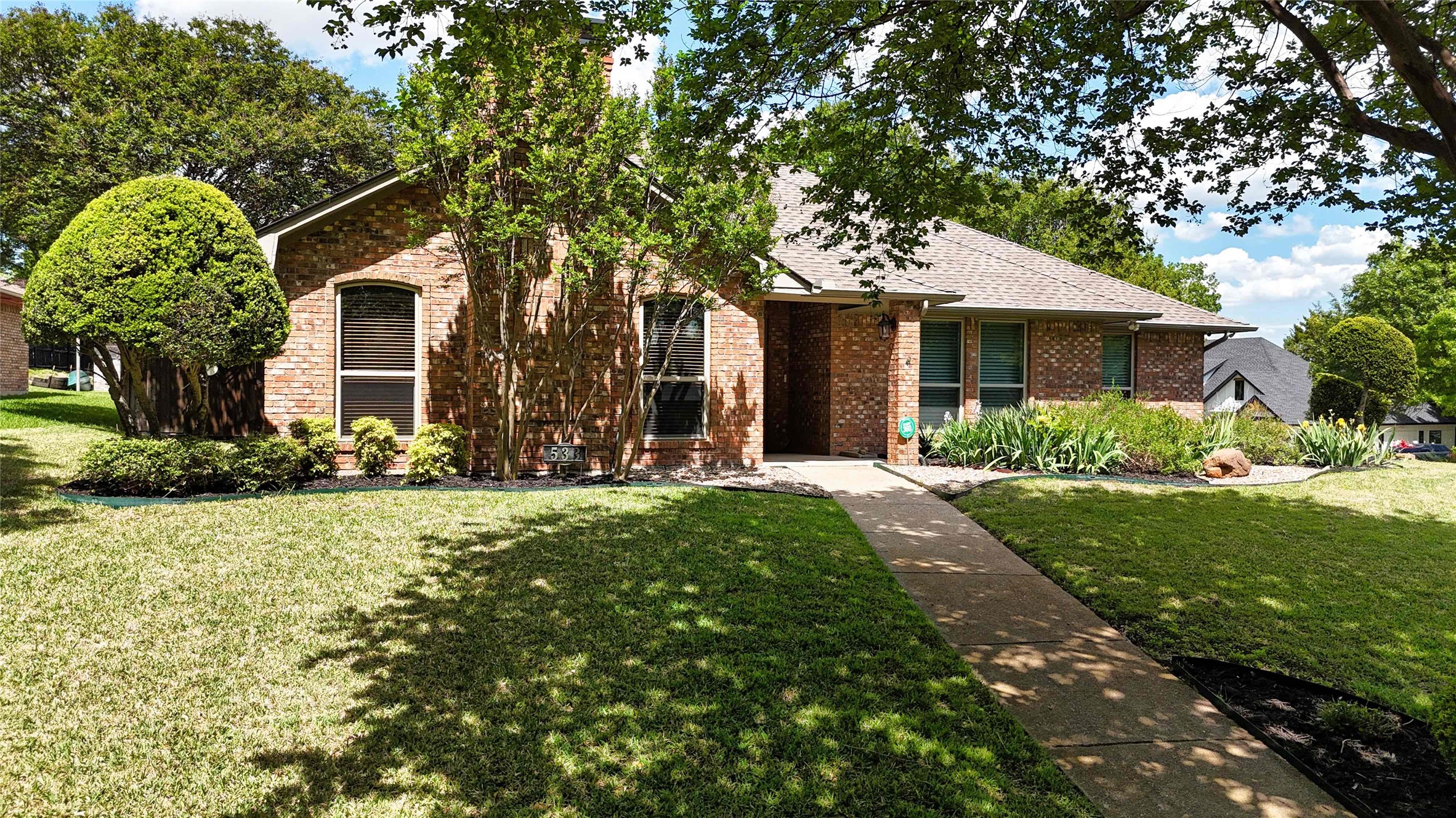 533 Hidden Brooke Drive Desoto TX 75115