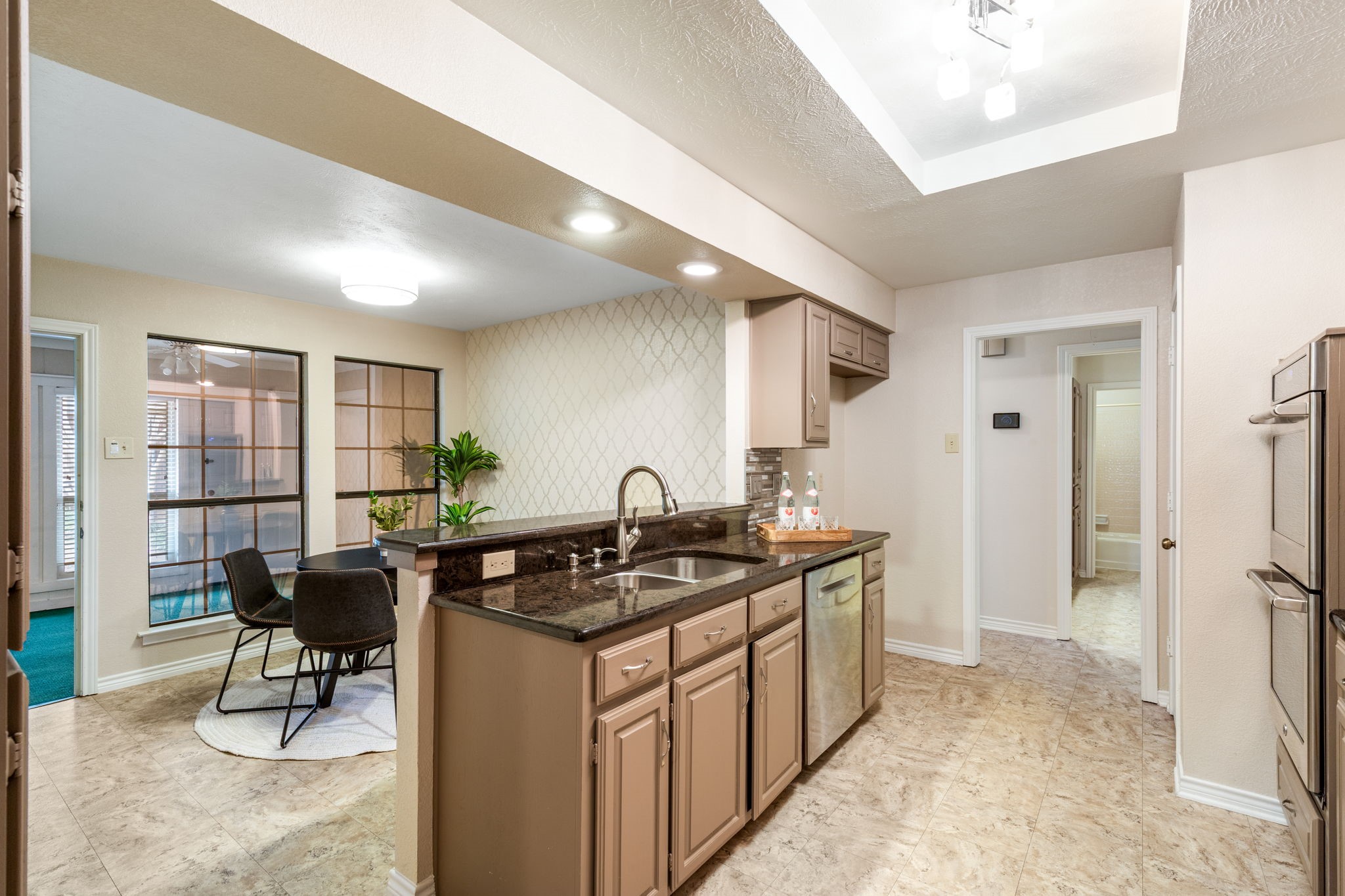 533 Hidden Brooke Drive Desoto TX 75115