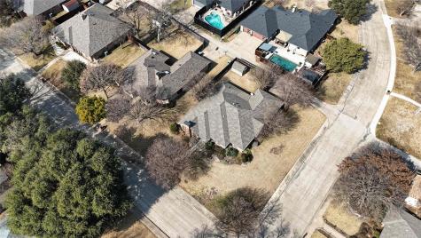 533 Hidden Brooke Drive Desoto TX 75115