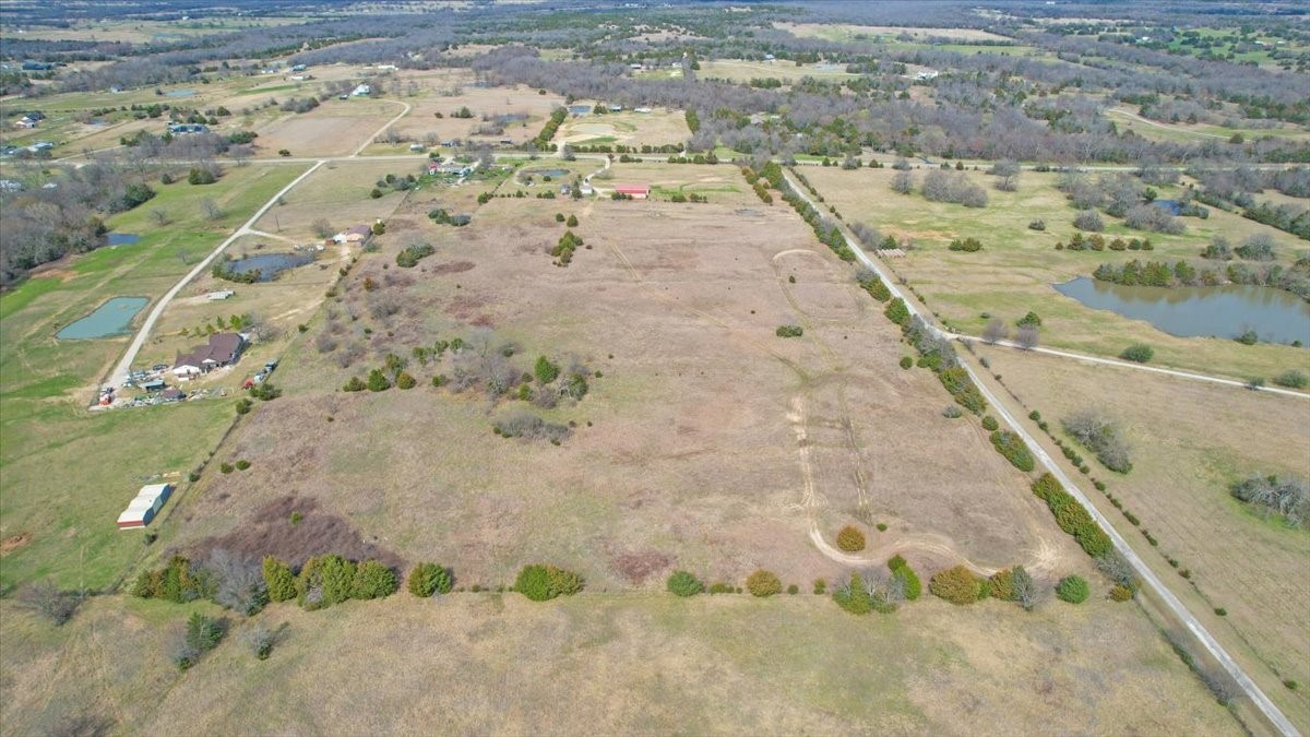 2035 Fm-1566 Celeste TX 75423