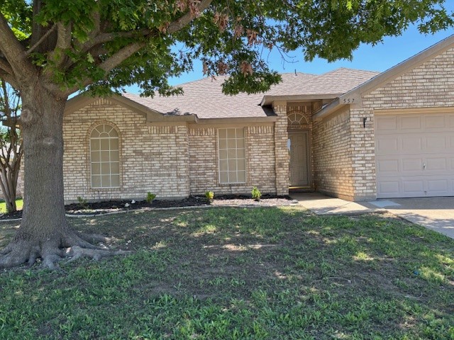 557 Marybeth Drive Burleson TX 76028