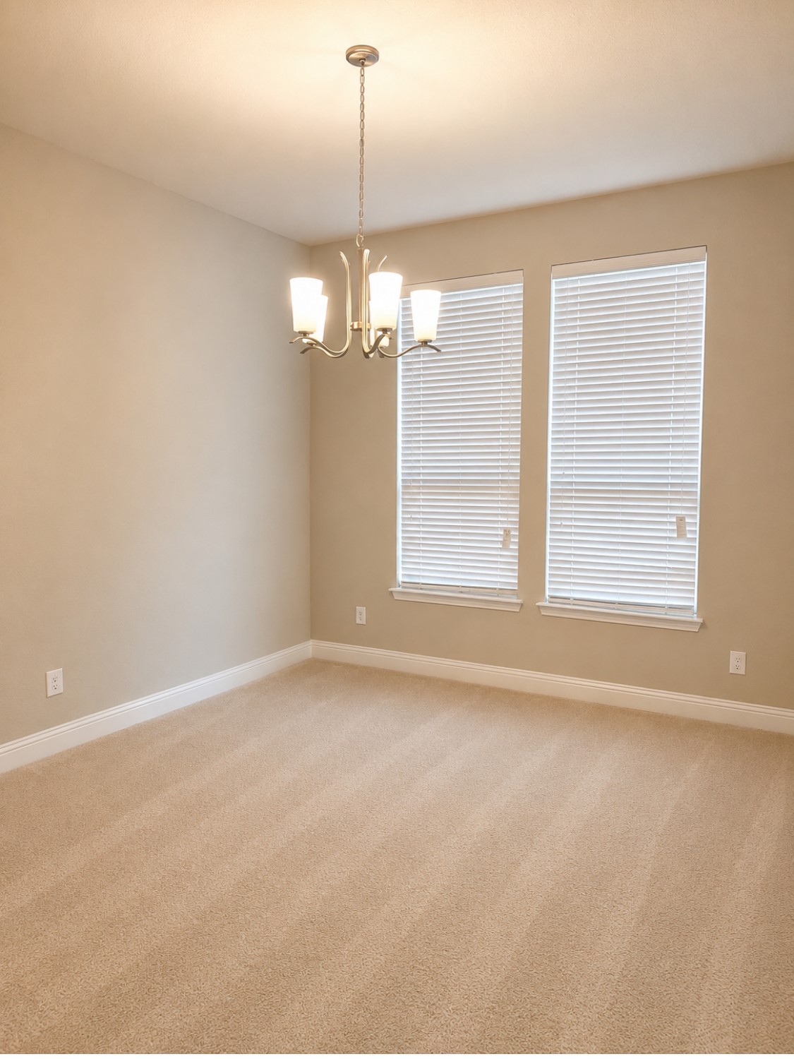 2818 Twin Ridge Drive Arlington TX 76001