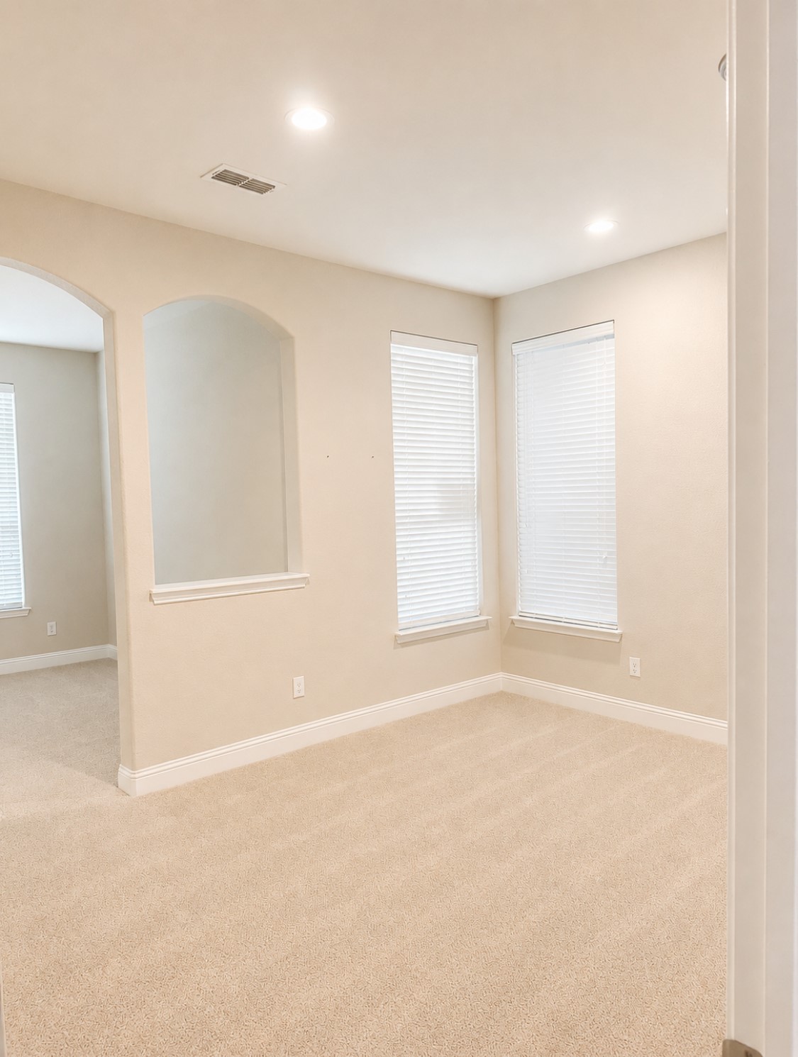 2818 Twin Ridge Drive Arlington TX 76001