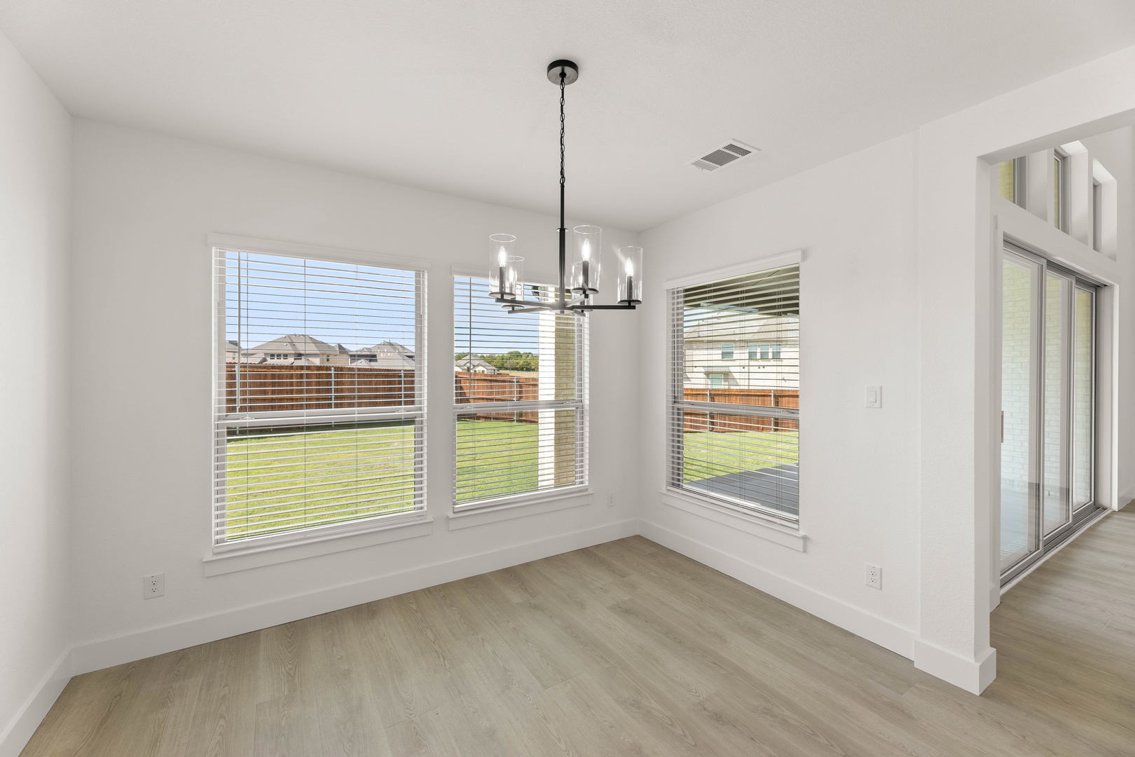 1617 Whisperwood Midlothian TX 76065