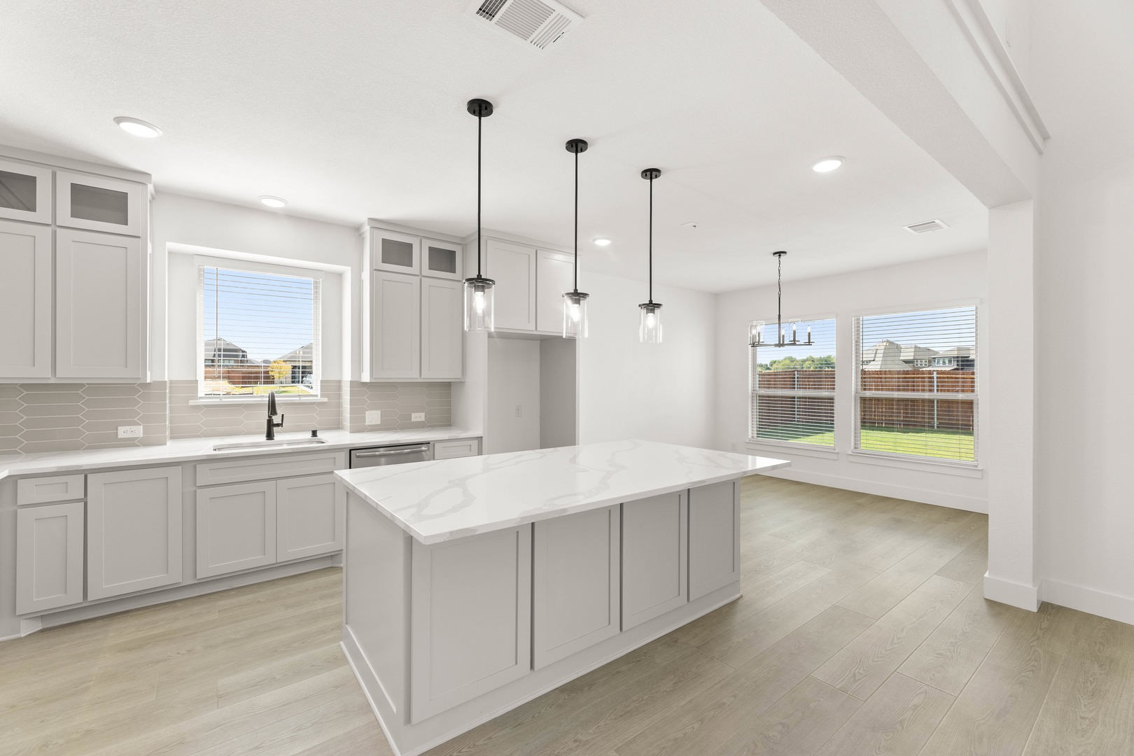 1617 Whisperwood Midlothian TX 76065