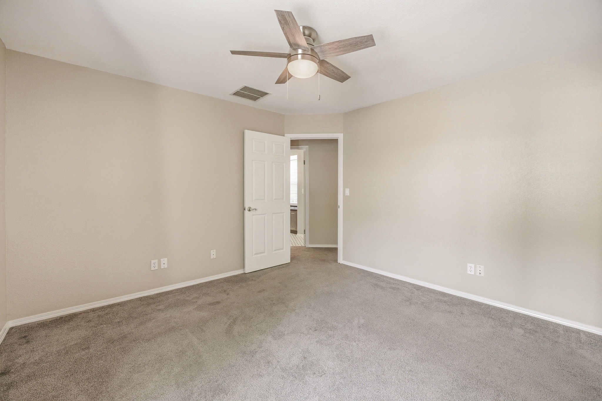 302 Hill Street Glen Rose TX 76043
