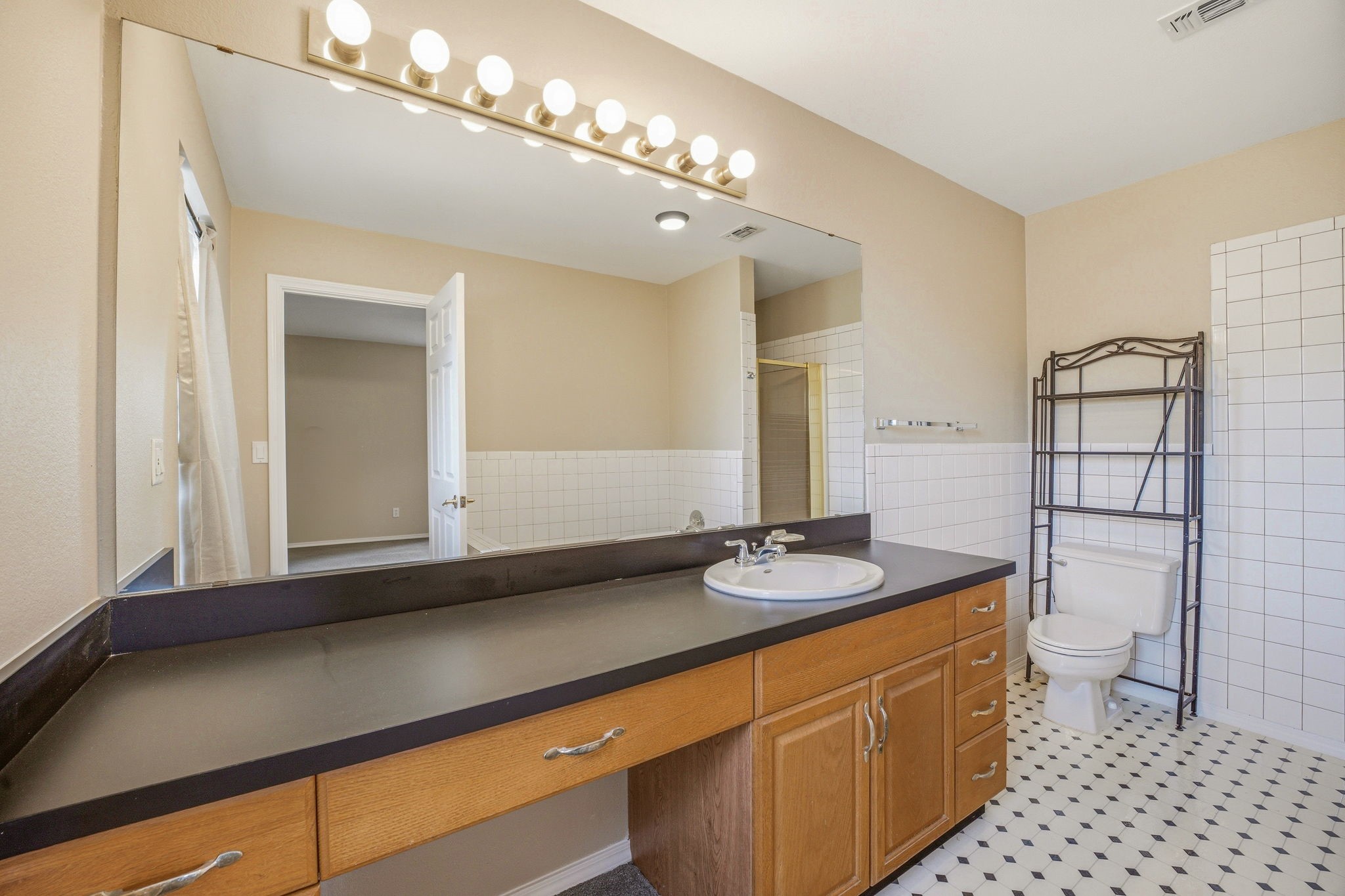 302 Hill Street Glen Rose TX 76043