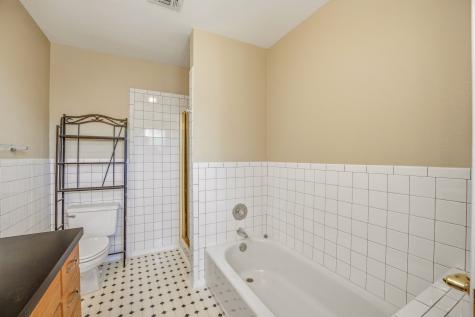 302 Hill Street Glen Rose TX 76043