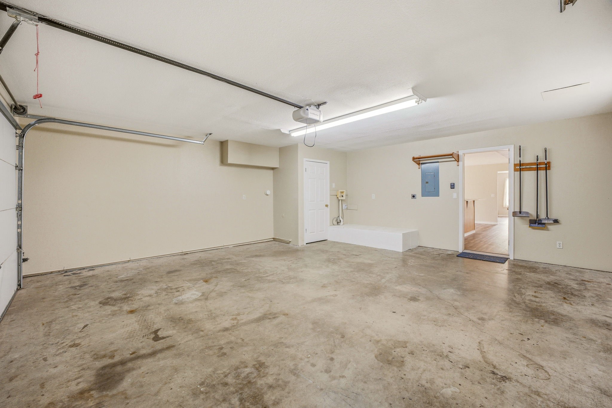 302 Hill Street Glen Rose TX 76043