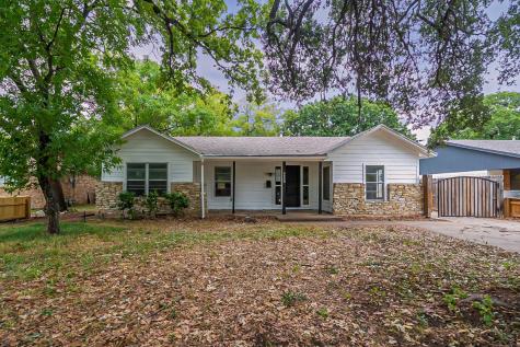 4820 White Oak Lane River Oaks TX 76114