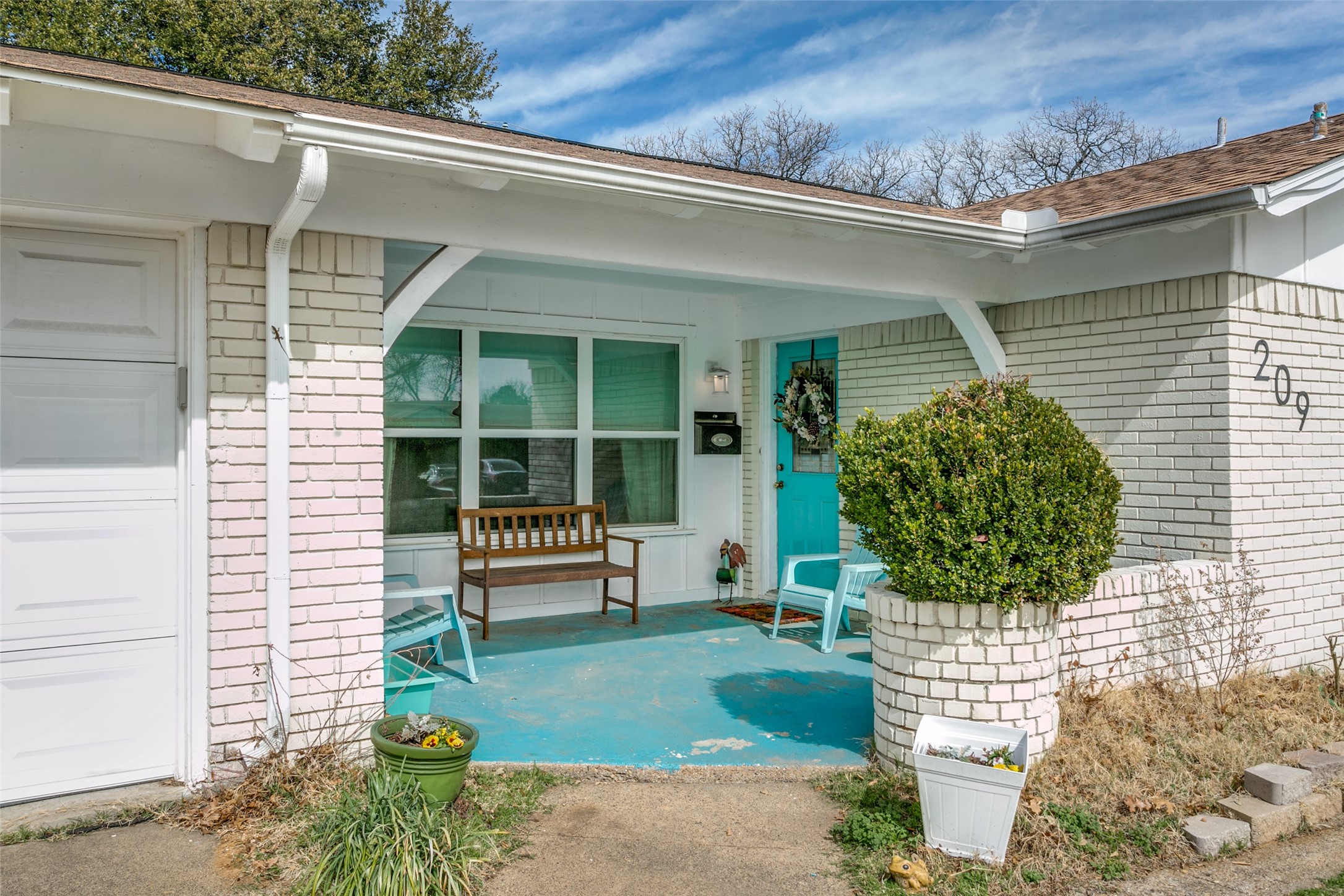 209 Linda Lane Irving TX 75062