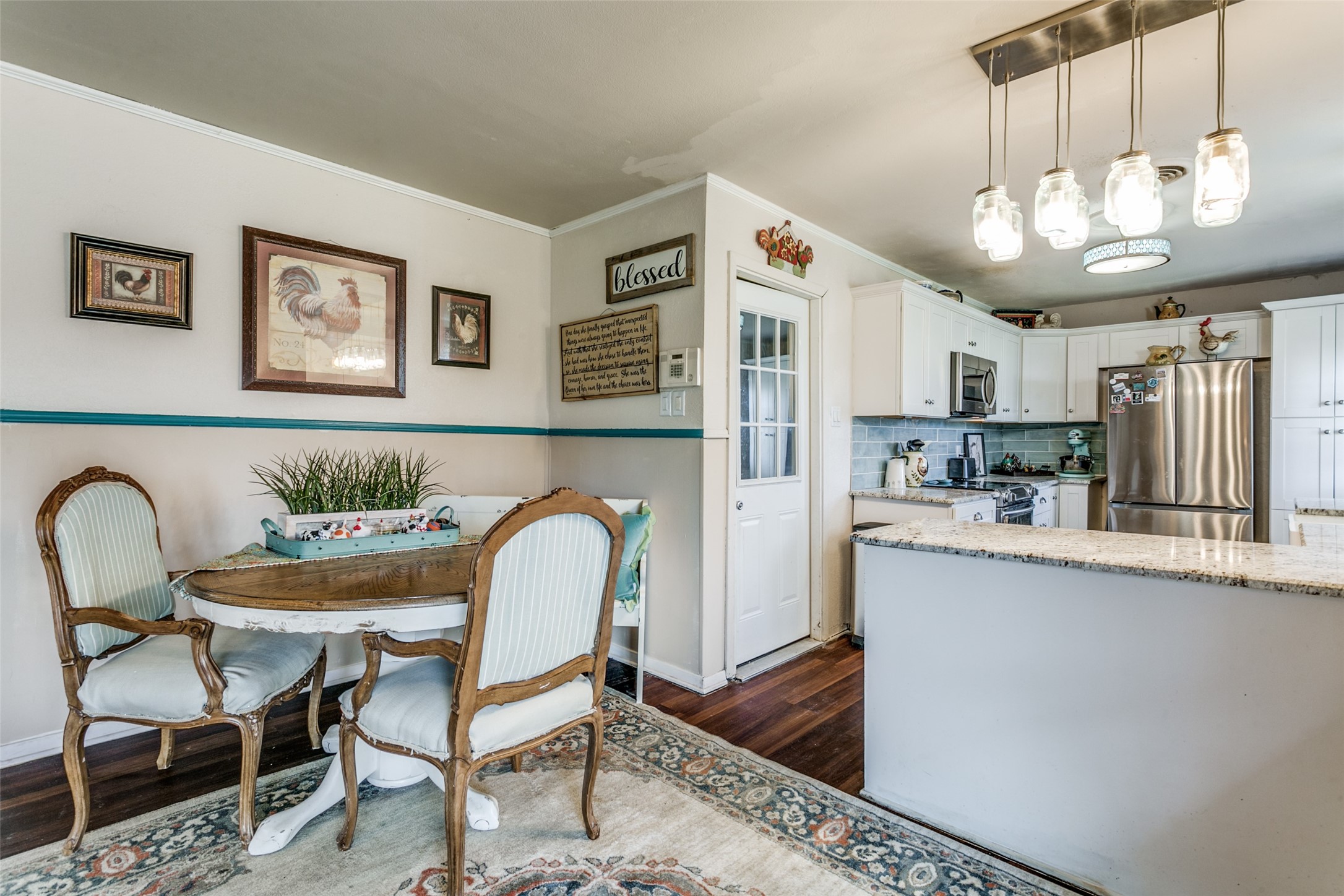 209 Linda Lane Irving TX 75062