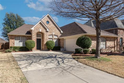 6856 Shoreway Drive Grand Prairie TX 75054