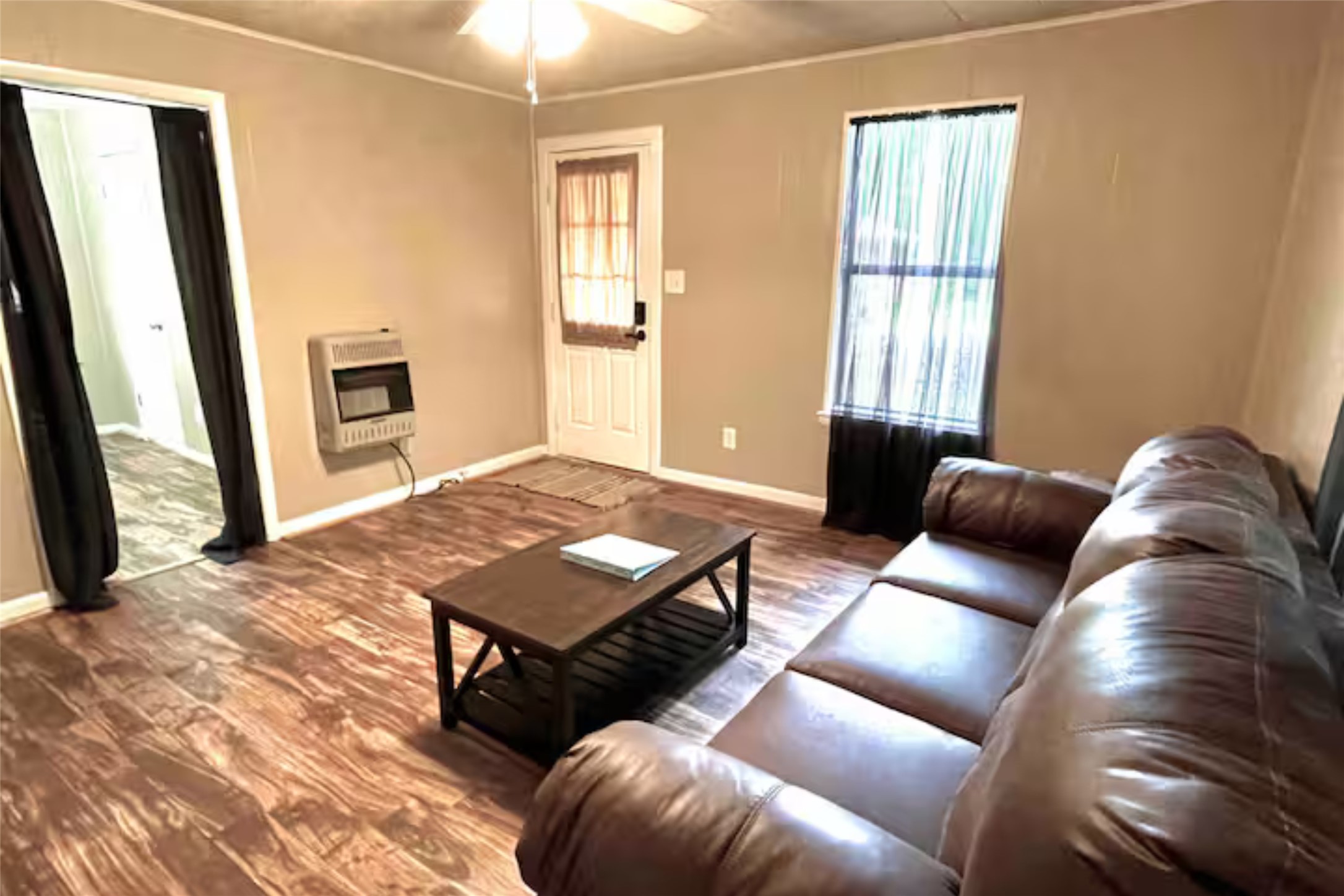 116 E Locust Street Collinsville TX 76233