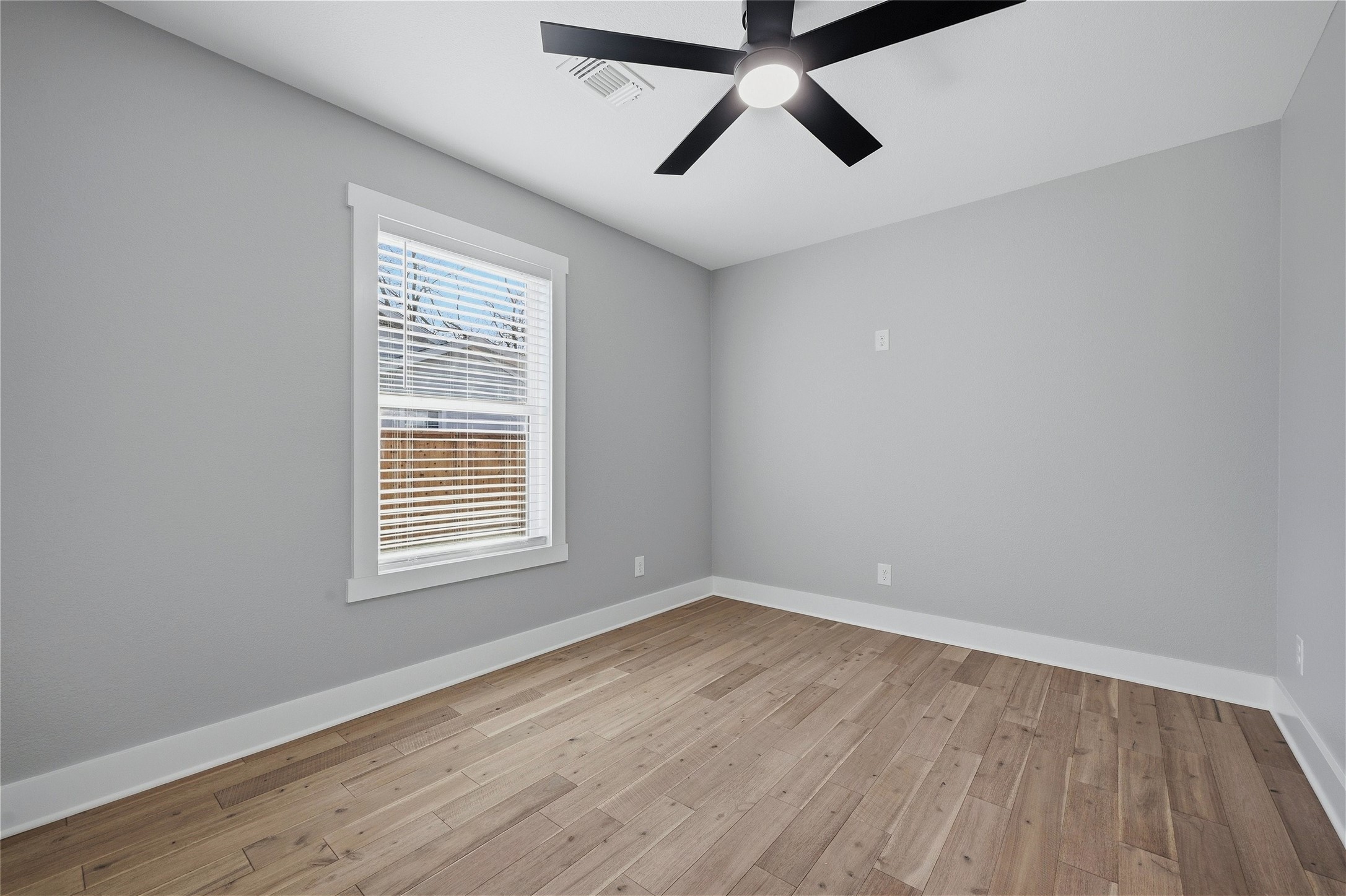 1921 N Woods Street Sherman TX 75092