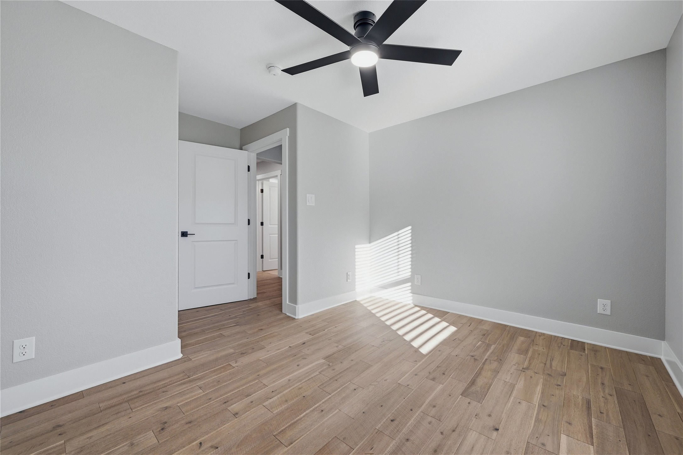 1921 N Woods Street Sherman TX 75092