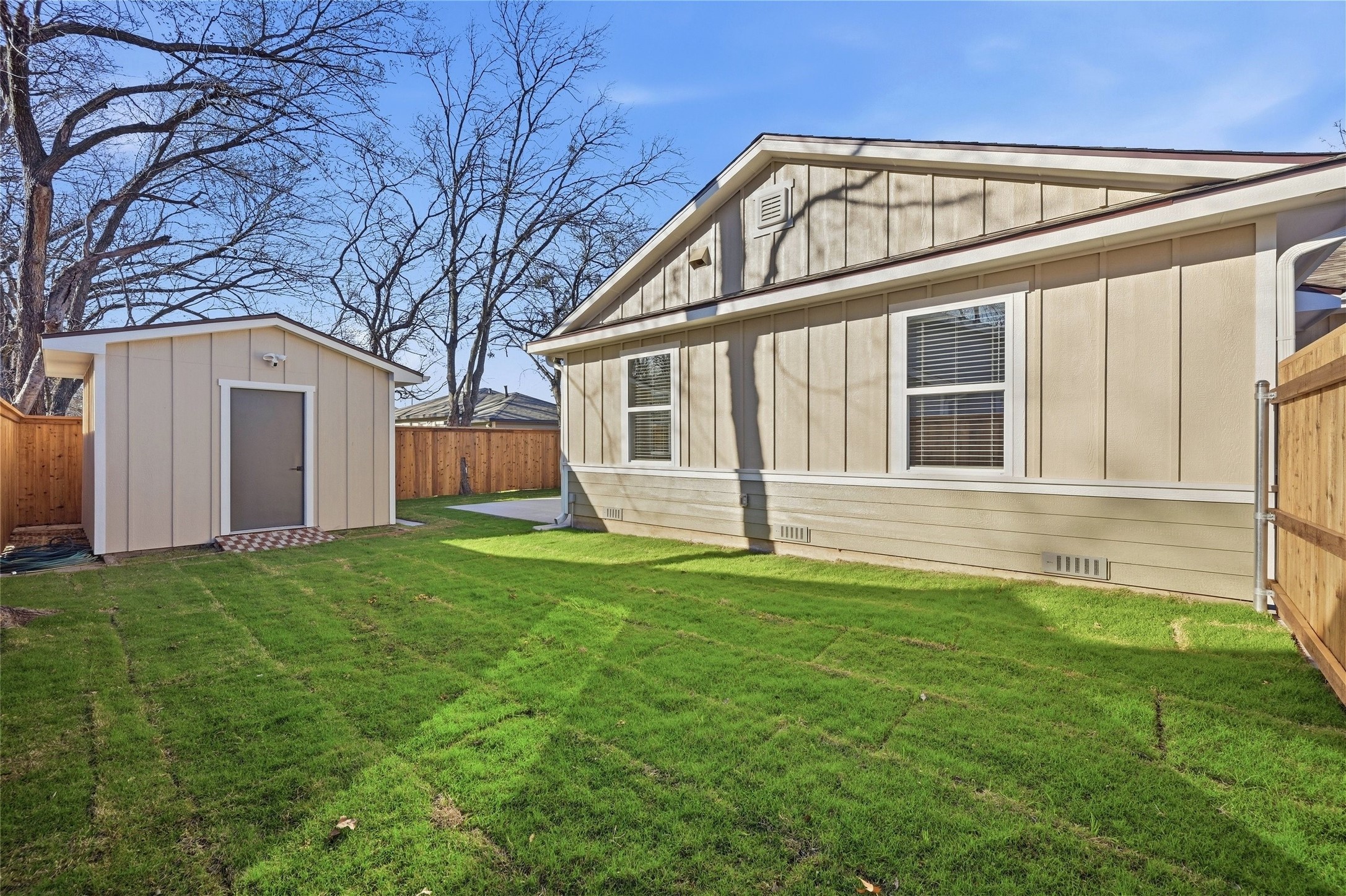 1921 N Woods Street Sherman TX 75092