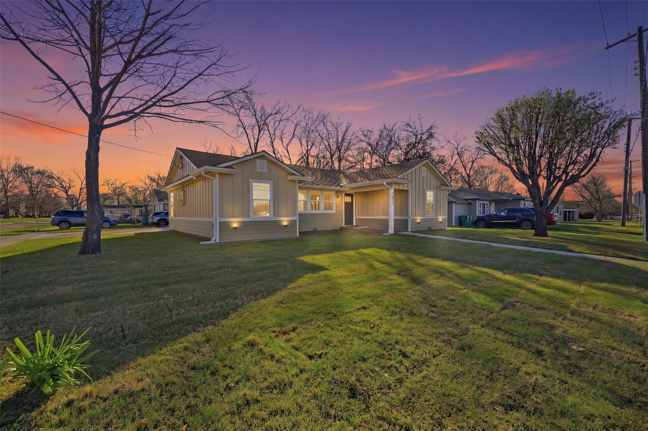 1921 N Woods Street Sherman TX 75092