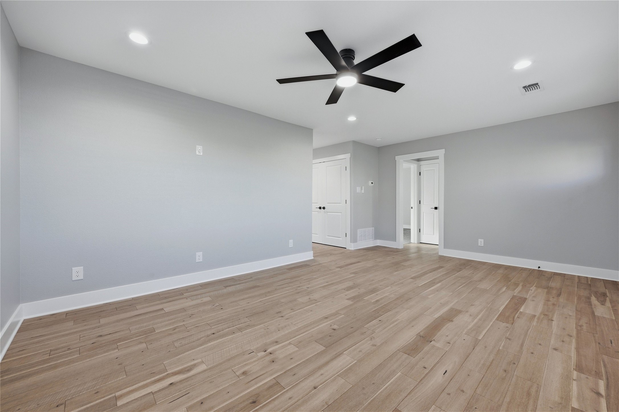1921 N Woods Street Sherman TX 75092