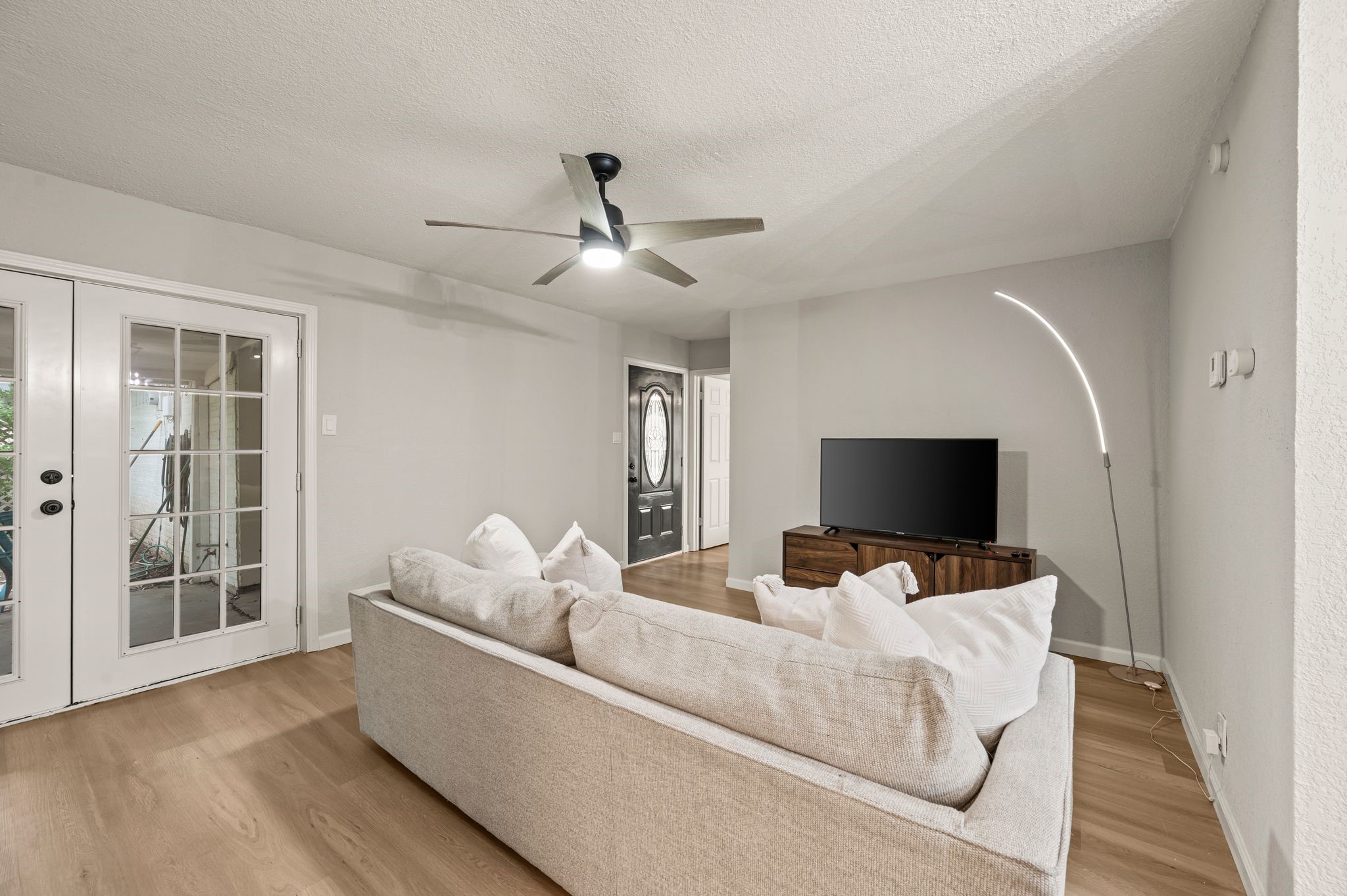 5944 Richard Drive Watauga TX 76148