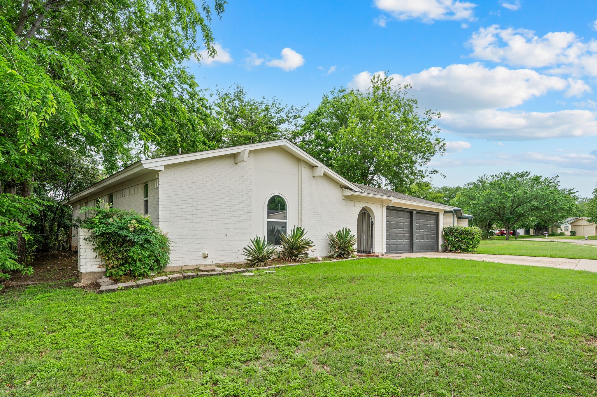 5944 Richard Drive Watauga TX 76148
