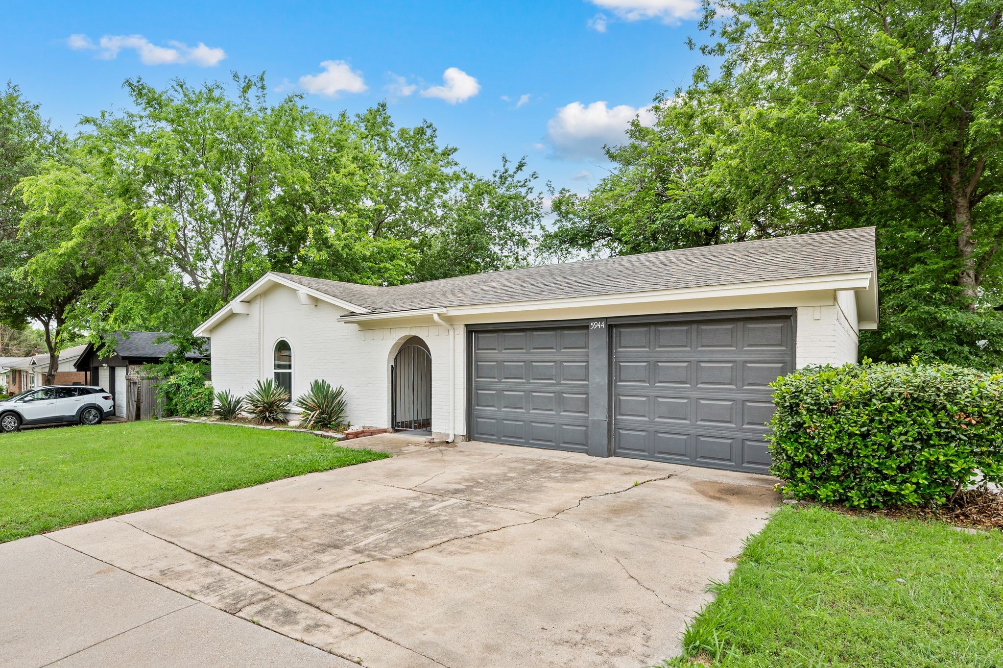 5944 Richard Drive Watauga TX 76148