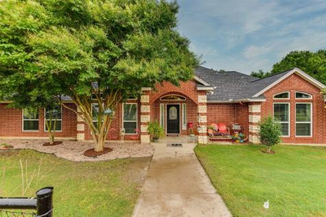 328 Arrowhead Road Waxahachie TX 75167