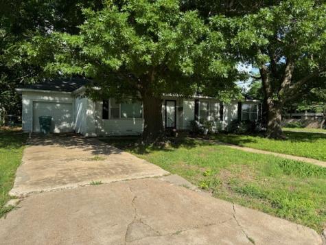 1603 N Highland Avenue Sherman TX 75092
