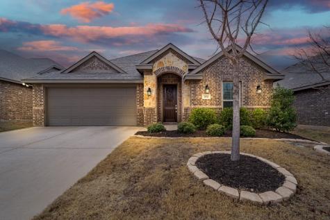 11916 Bexley Drive Burleson TX 76028