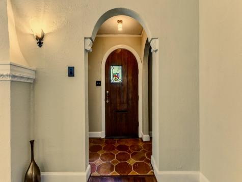1107 Clermont Avenue Dallas TX 75223