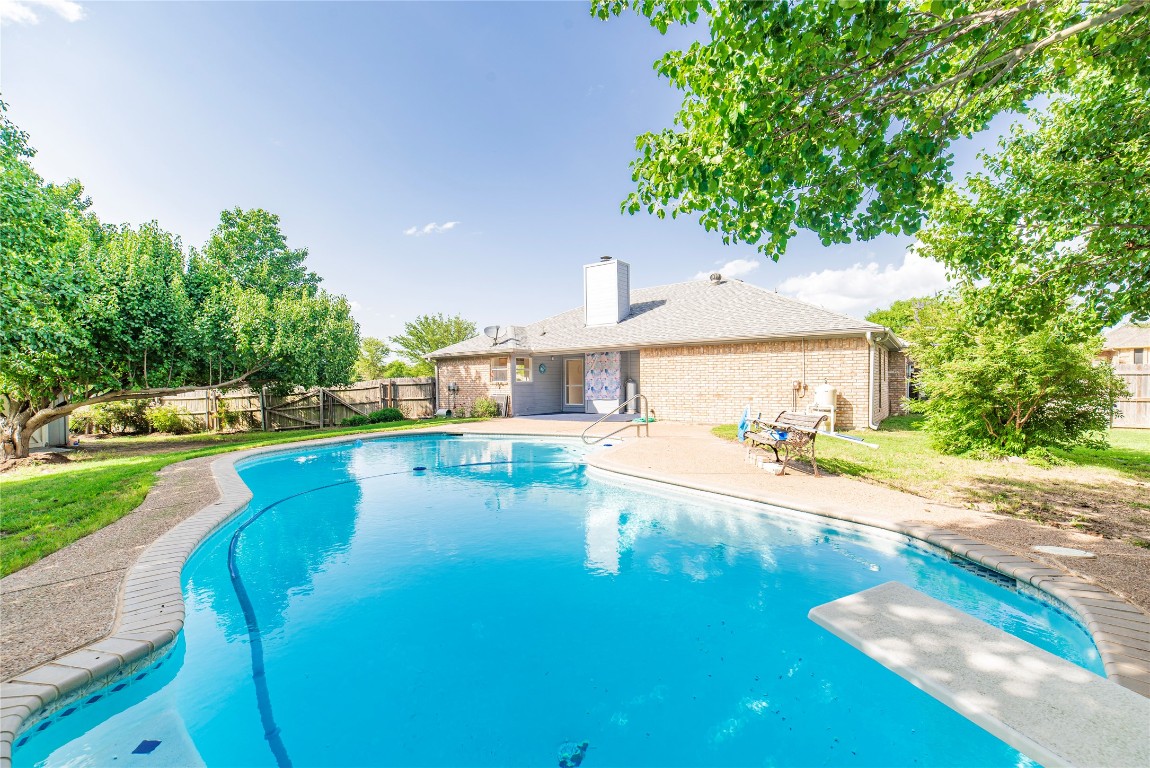 121 Regent Row Willow Park TX 76087