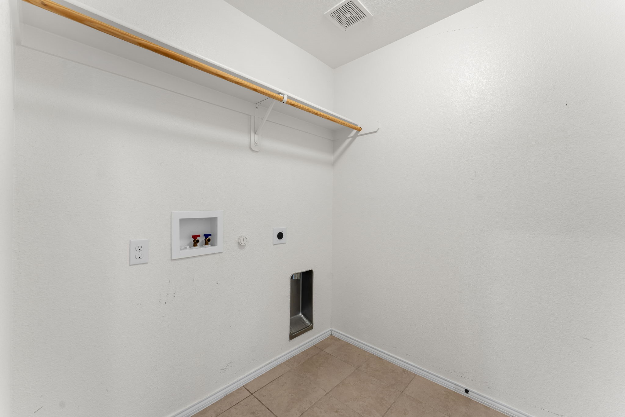 2120 Blakely Court Fort Worth TX 76134