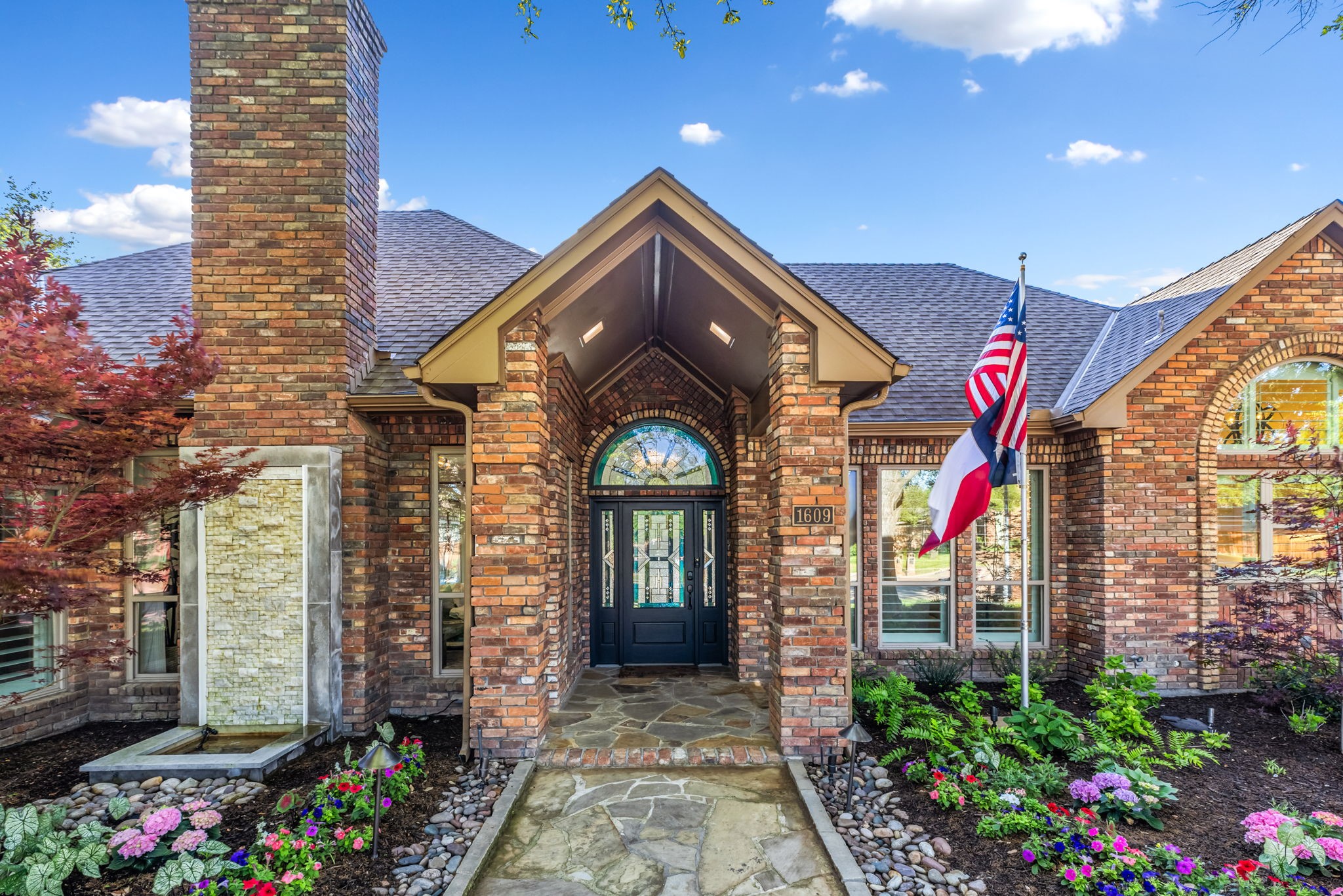 1609 Breakwater Lane Plano TX 75093