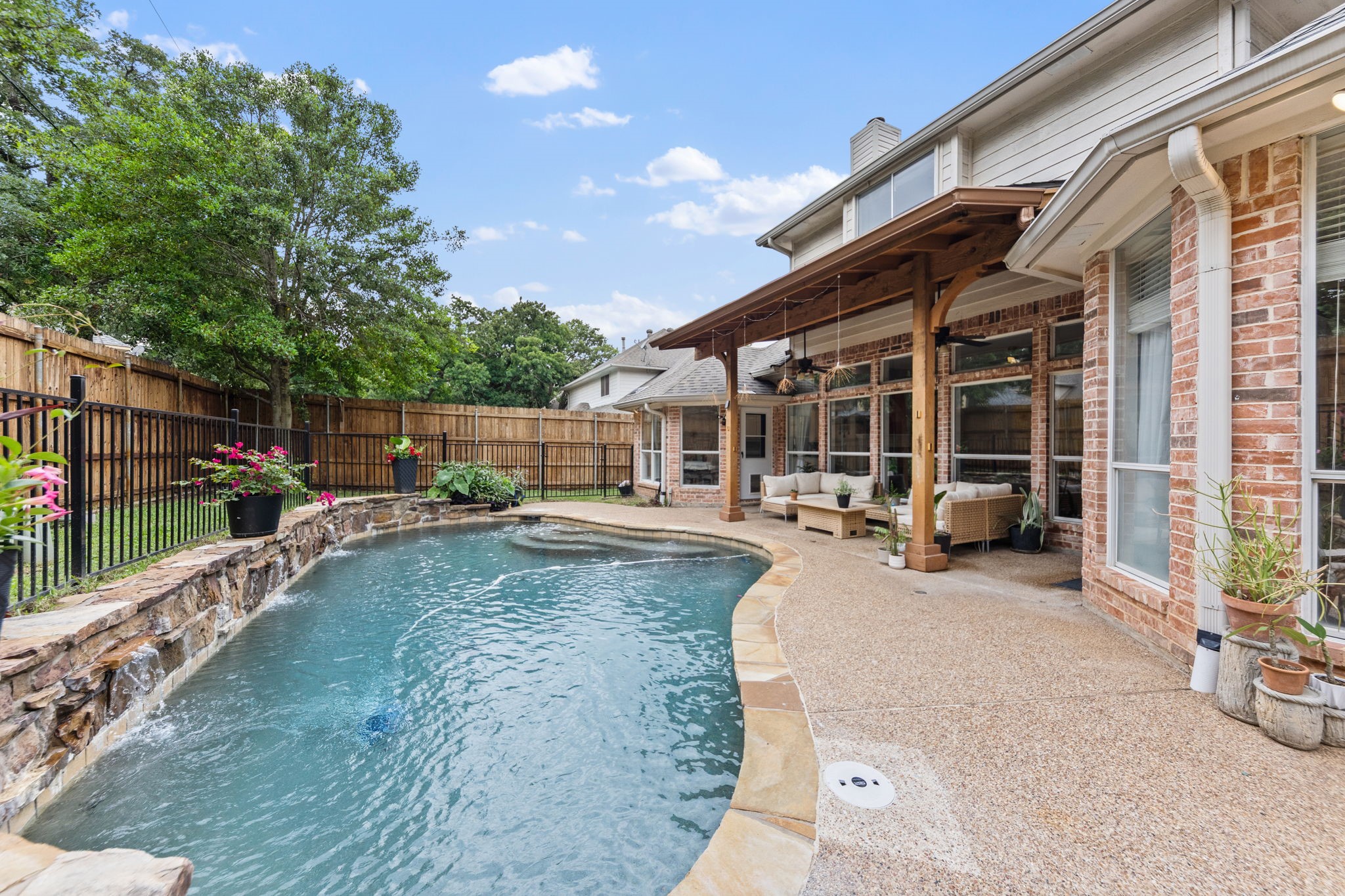 3408 Blue Forest Drive Arlington TX 76001