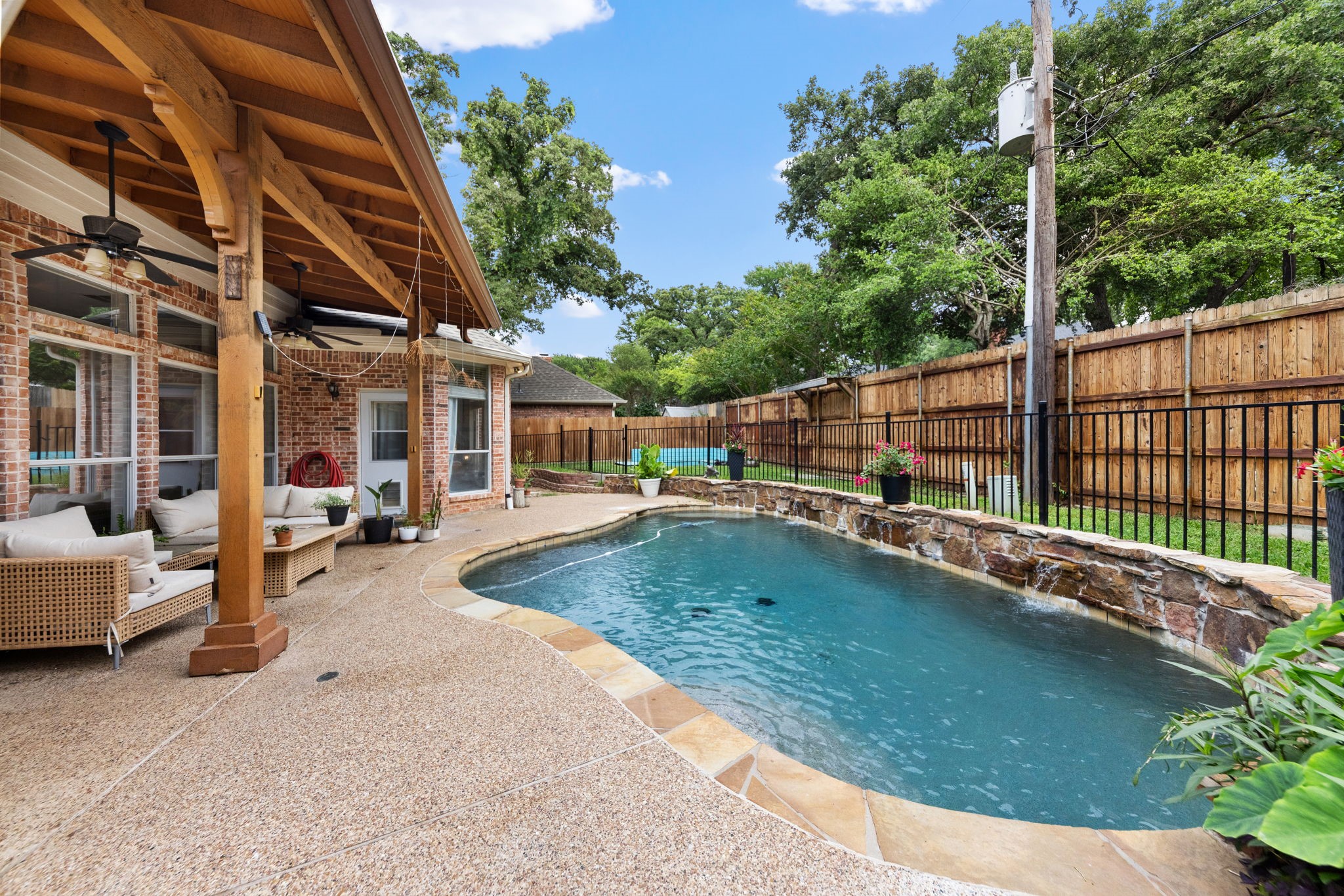 3408 Blue Forest Drive Arlington TX 76001