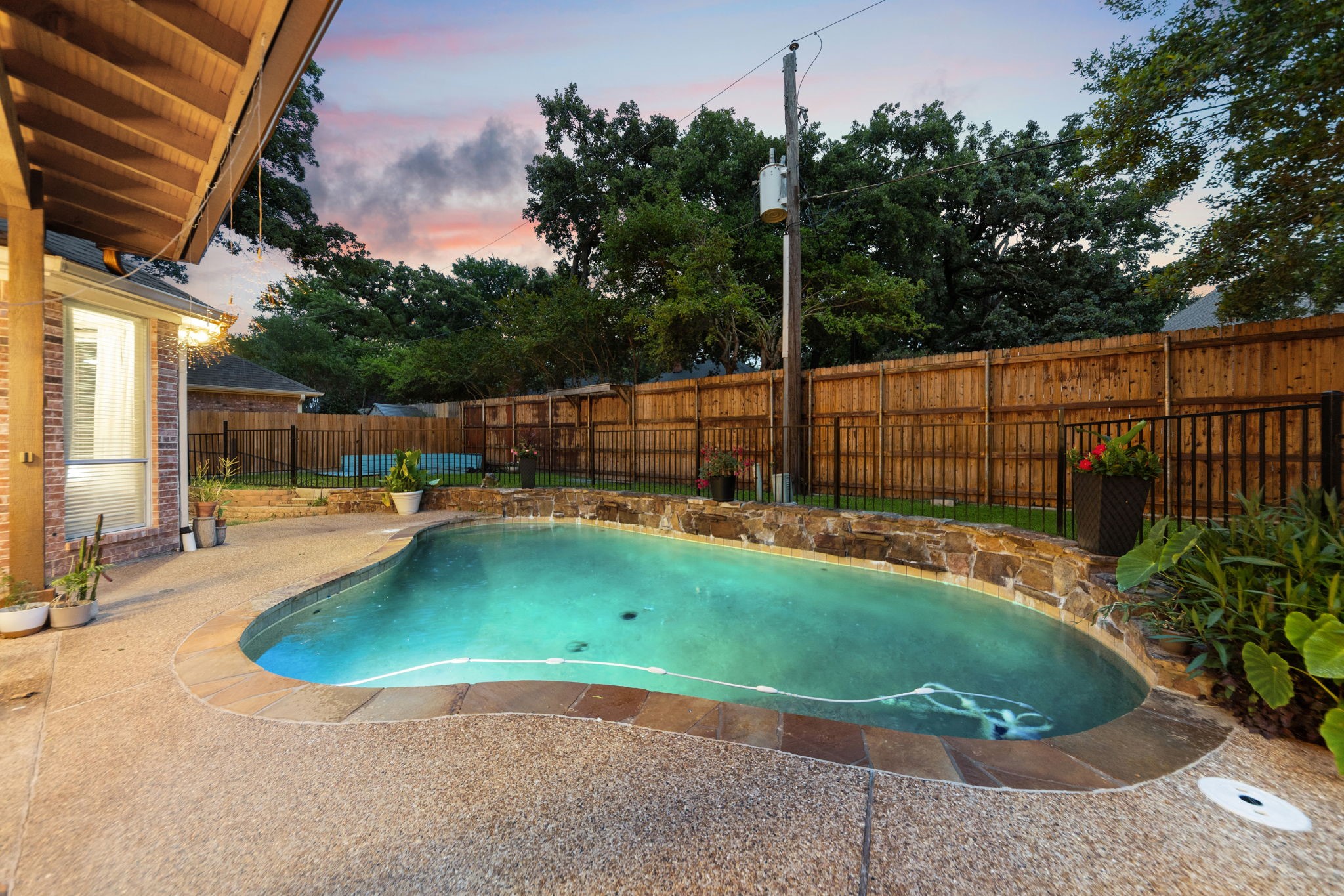 3408 Blue Forest Drive Arlington TX 76001