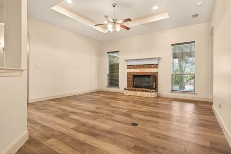 3916 Palomino Drive Benbrook TX 76116