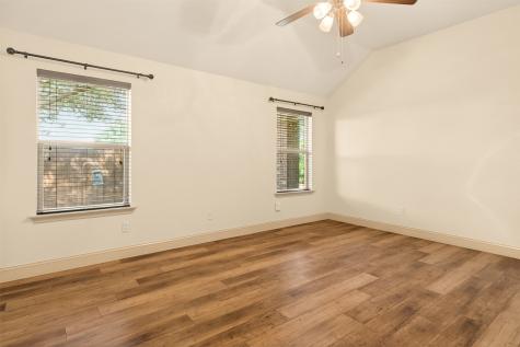 3916 Palomino Drive Benbrook TX 76116