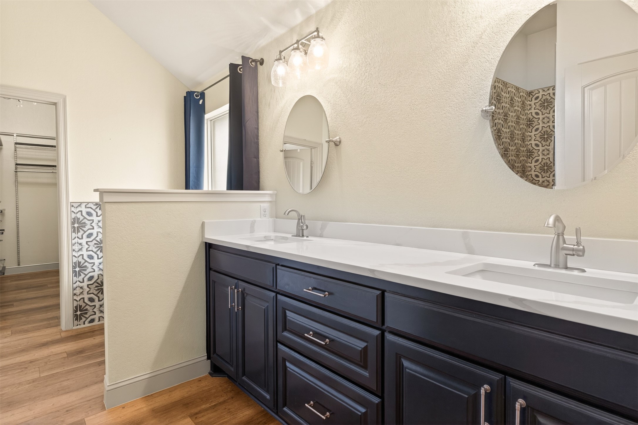 3916 Palomino Drive Benbrook TX 76116