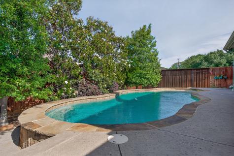 3916 Palomino Drive Benbrook TX 76116
