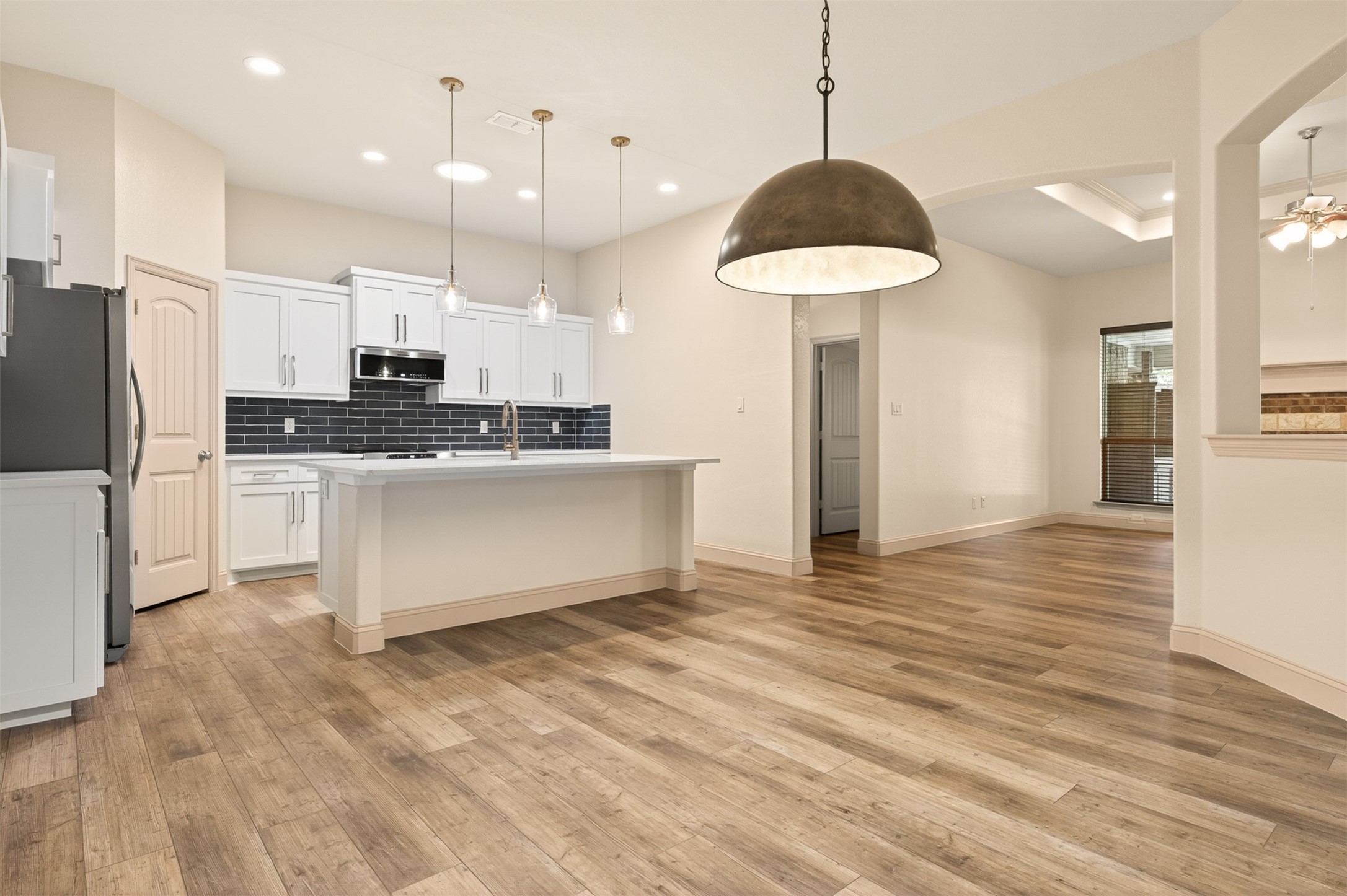 3916 Palomino Drive Benbrook TX 76116