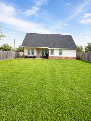 310 W Tate Street Robinson TX 76706