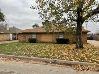 5215 Wild West Drive Arlington TX 76017