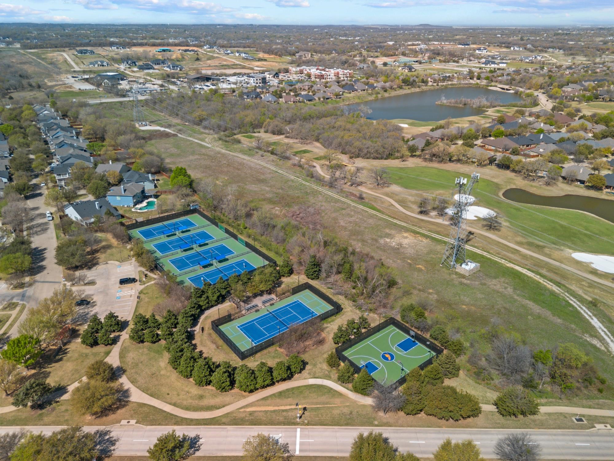 1211 Golf Club Drive Lantana TX 76226