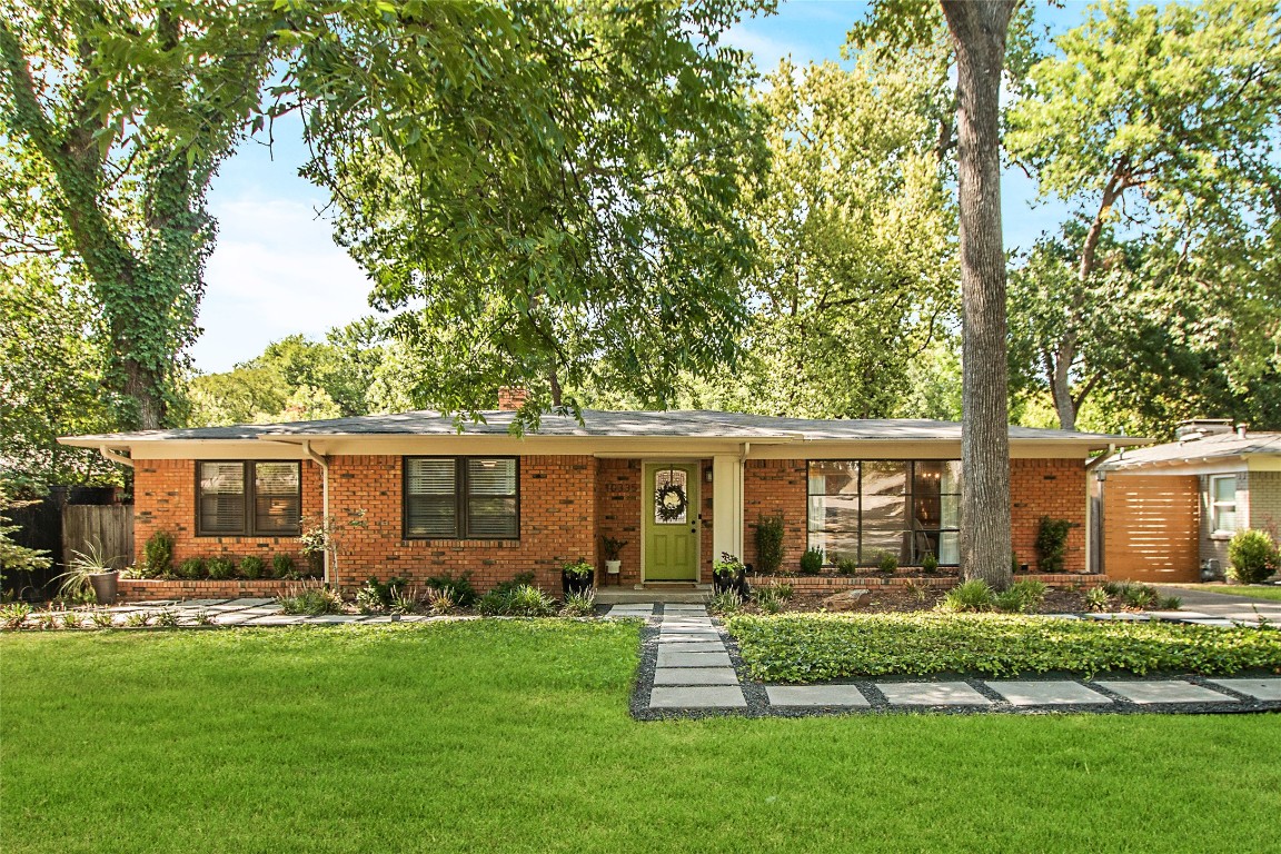10335 Lake Gardens Drive Dallas TX 75218